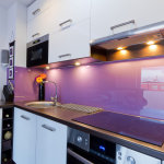 Farbiges Glas als Rückwand für Ihre Küchenzeile - Glaserei Sommer in Hamburg